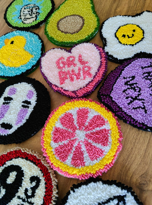 Puodelio padėkliukas širdis „Girl Power“