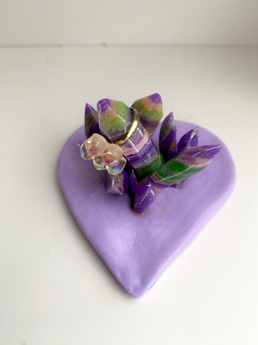 Dekoratyvinė širdis su kristalais – papuošalų laikiklis ''Švelnumas'