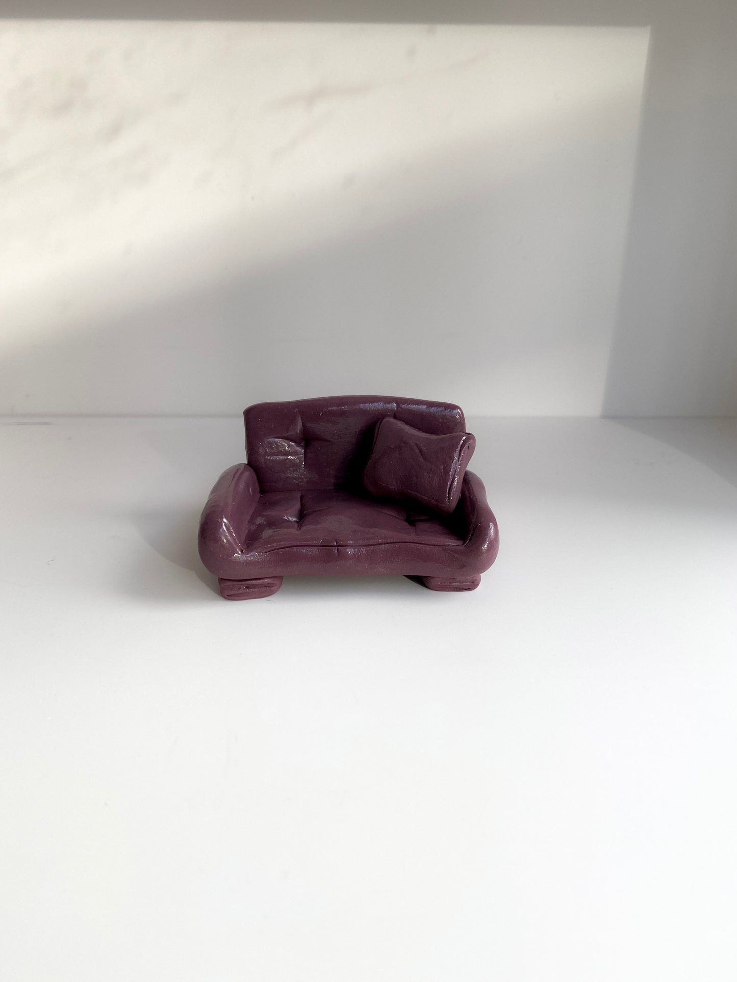 Sofos formos violetinė smilkalinė