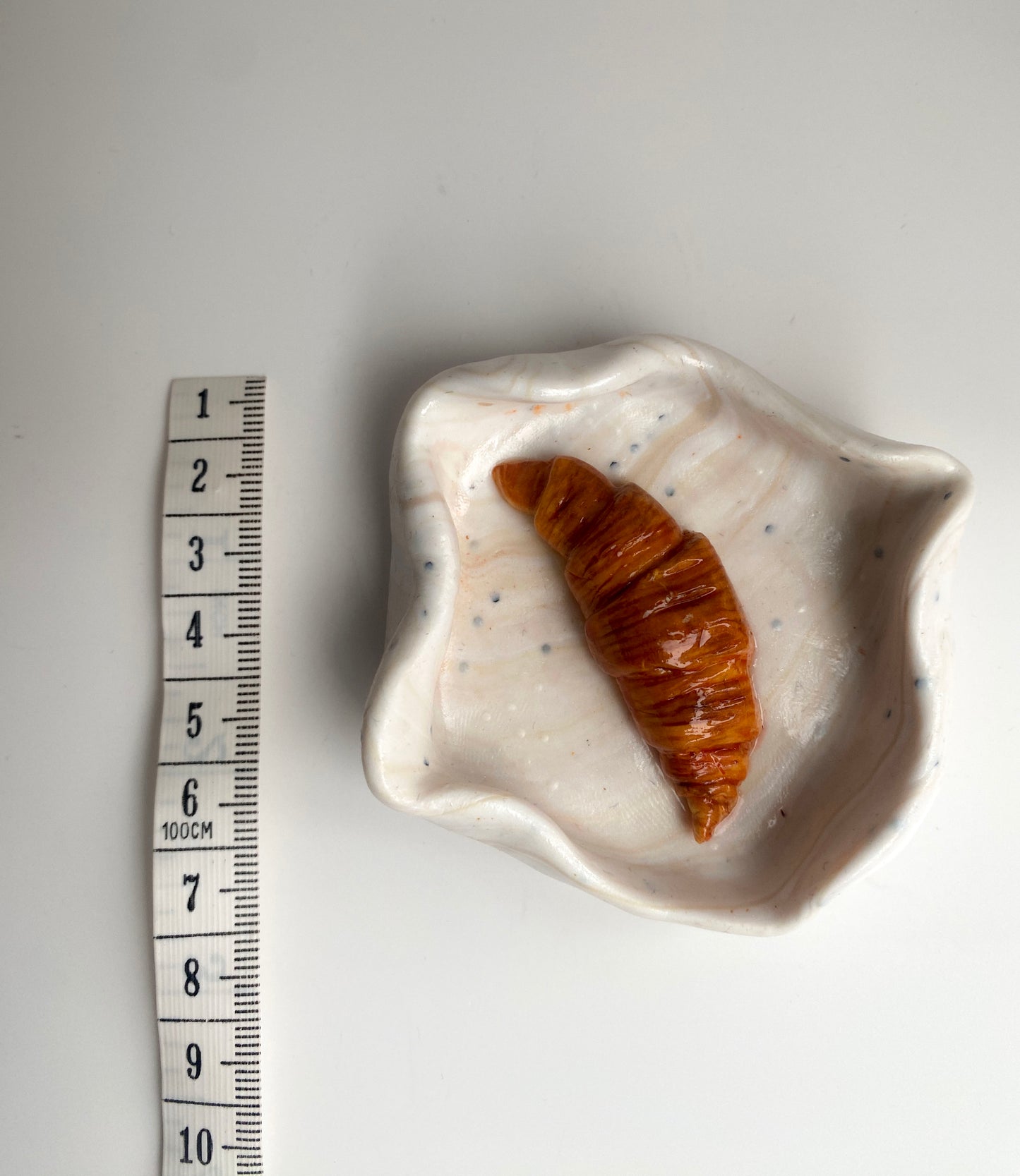 Smulkmenų lėkštutė ''Kruasanas''