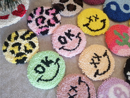 Punch Needle puodelio padėkliukas automobiliui Nr.2